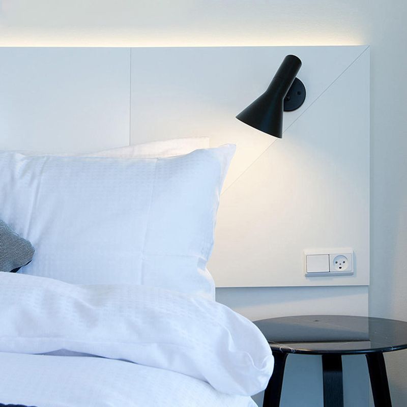 Wall Lamp with Cone-Shaped Shade – Industrial Design