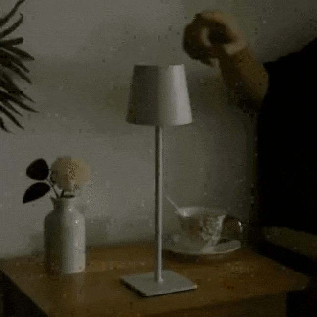 Nordya Wireless Rechargeable LED Table Lamp