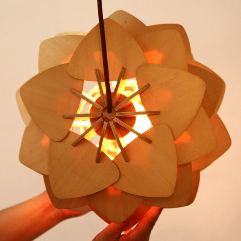 Pendant Light with Pinecone-Shaped Design
