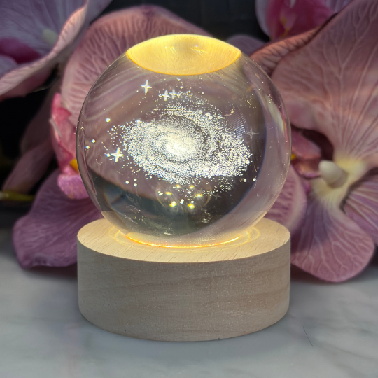 LUMIVORA™ – 3D Galaxy Crystal Sphere Lamp
