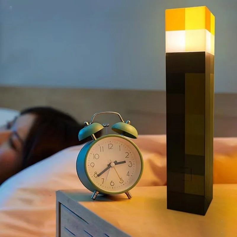 EMBERQUEST™ – REAL-LIFE MINECRAFT TORCH LAMP